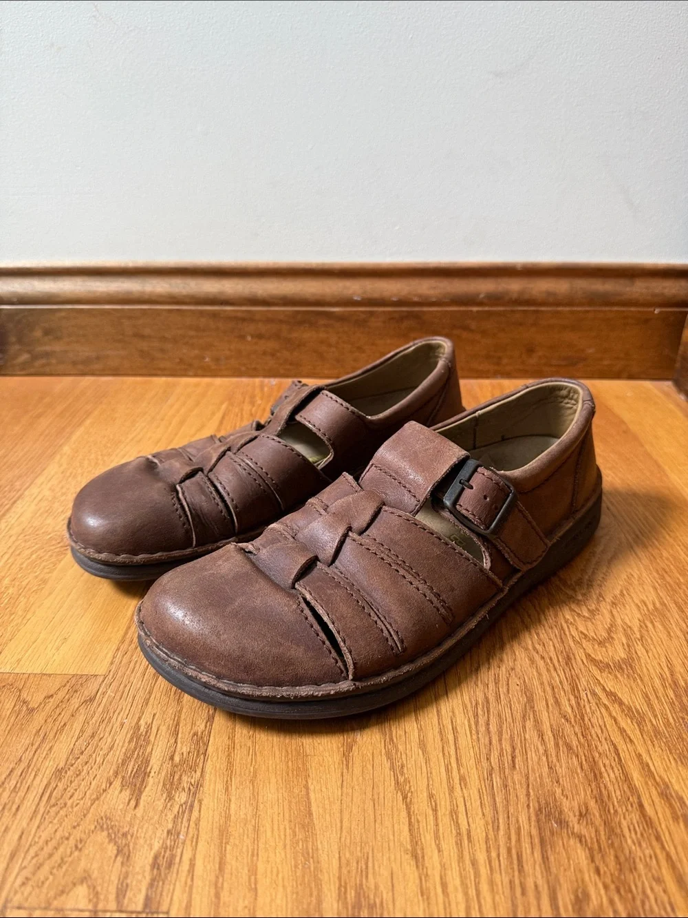 Birkenstock Fisherman Sandals Brown Leather Adjustable Buckle EU 43 US 10 Narrow